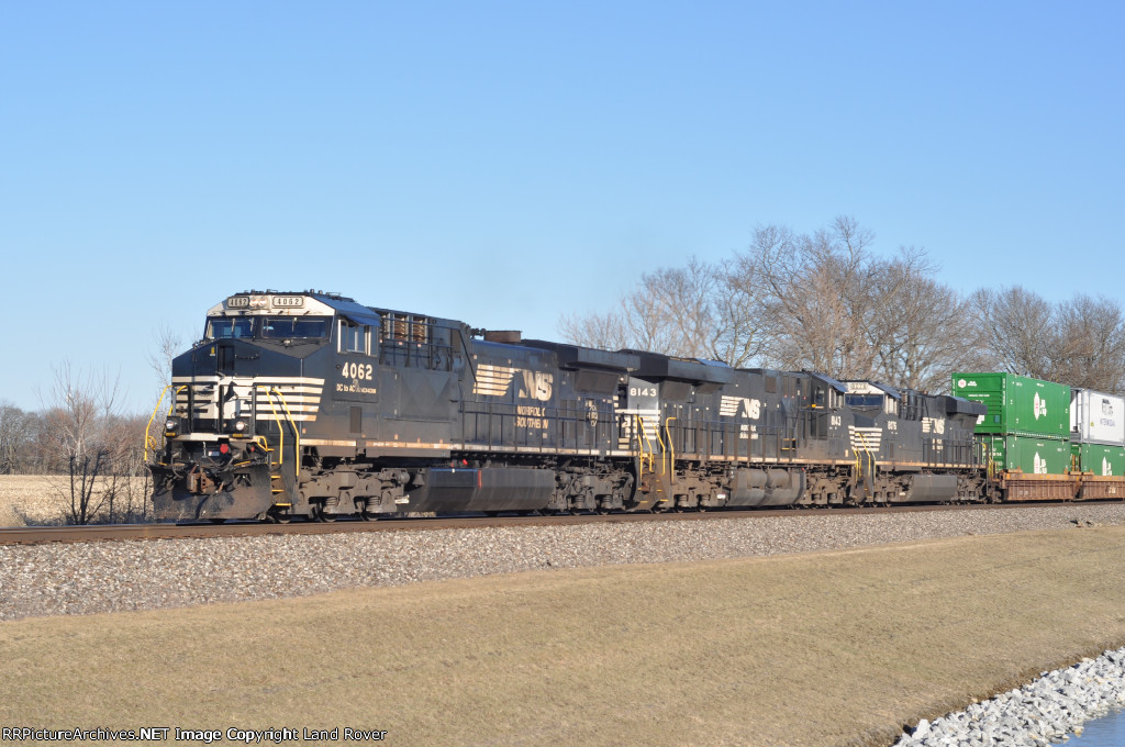 NS 4062 West